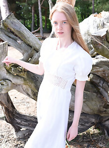 Nude Gerda by Amour Angels
